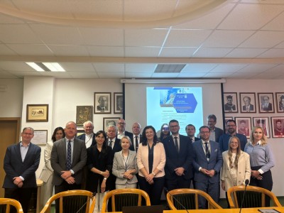 Click to zoom the picture.